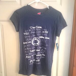 Women's Penn State Nittany Lion's Medium Navy Blue cotton T-shirt NWT